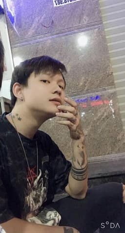 Việt Hùng