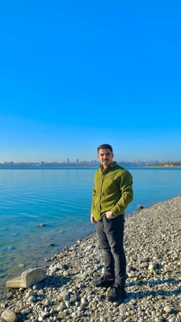 Derinöz Berat