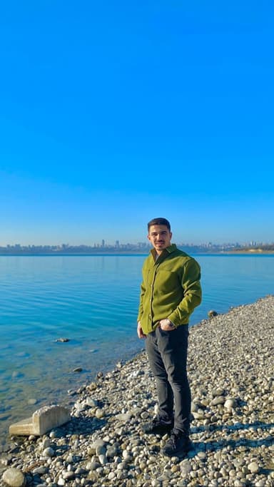 Derinöz Berat