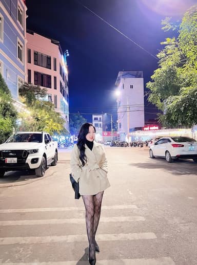 Phạm Thu Hằng