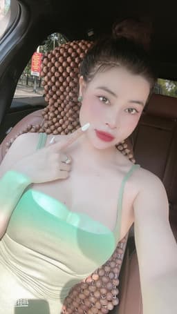 Jusi Phạm