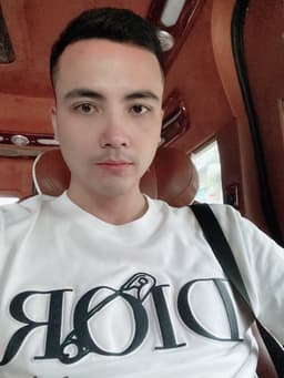 Quang Hà