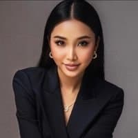 Mariza Khompasook