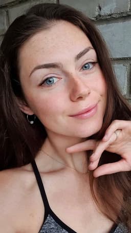 Yuliya Rose