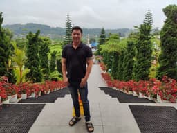 Lee Nathan