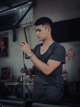 Quảng Tony